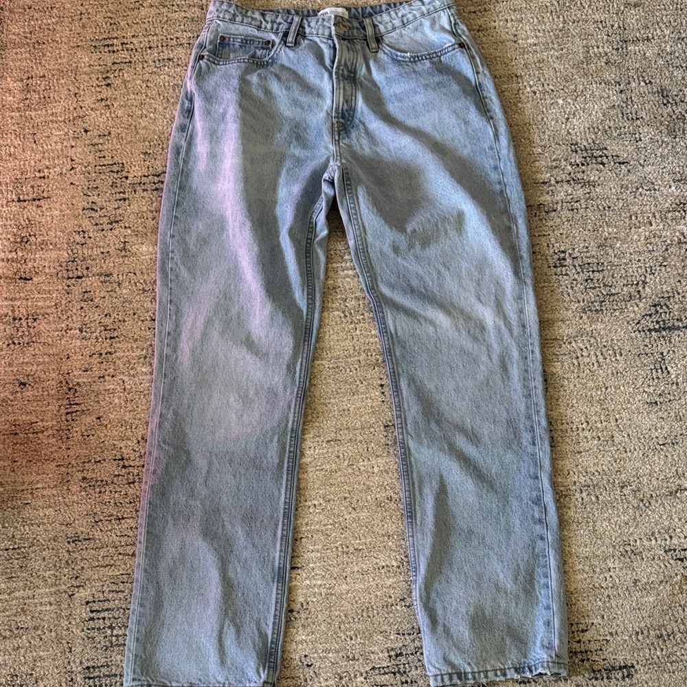 Zara Women’s Denim Straight Leg Jeans in Light Blue size 10